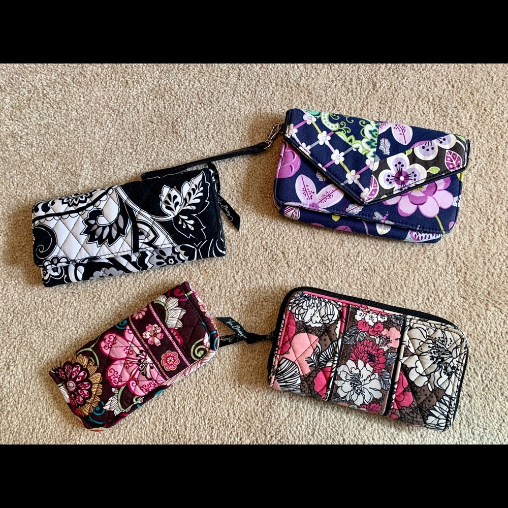 Vera Bradley lot of 4- clutch,wallets,glasses case